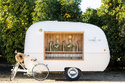You Can Rent a 'Bubble Tap Trailer' To Serve Up Prosecco On the Go