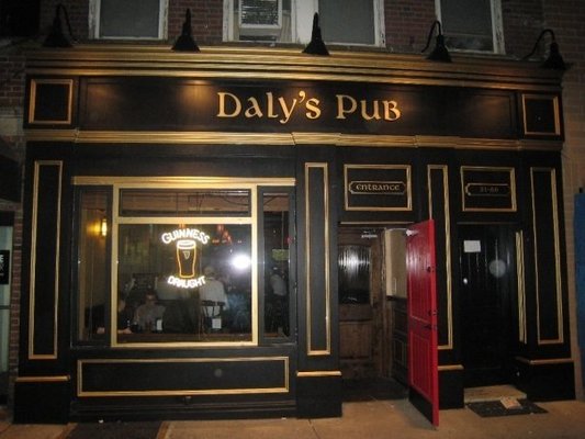 Daly's Pub